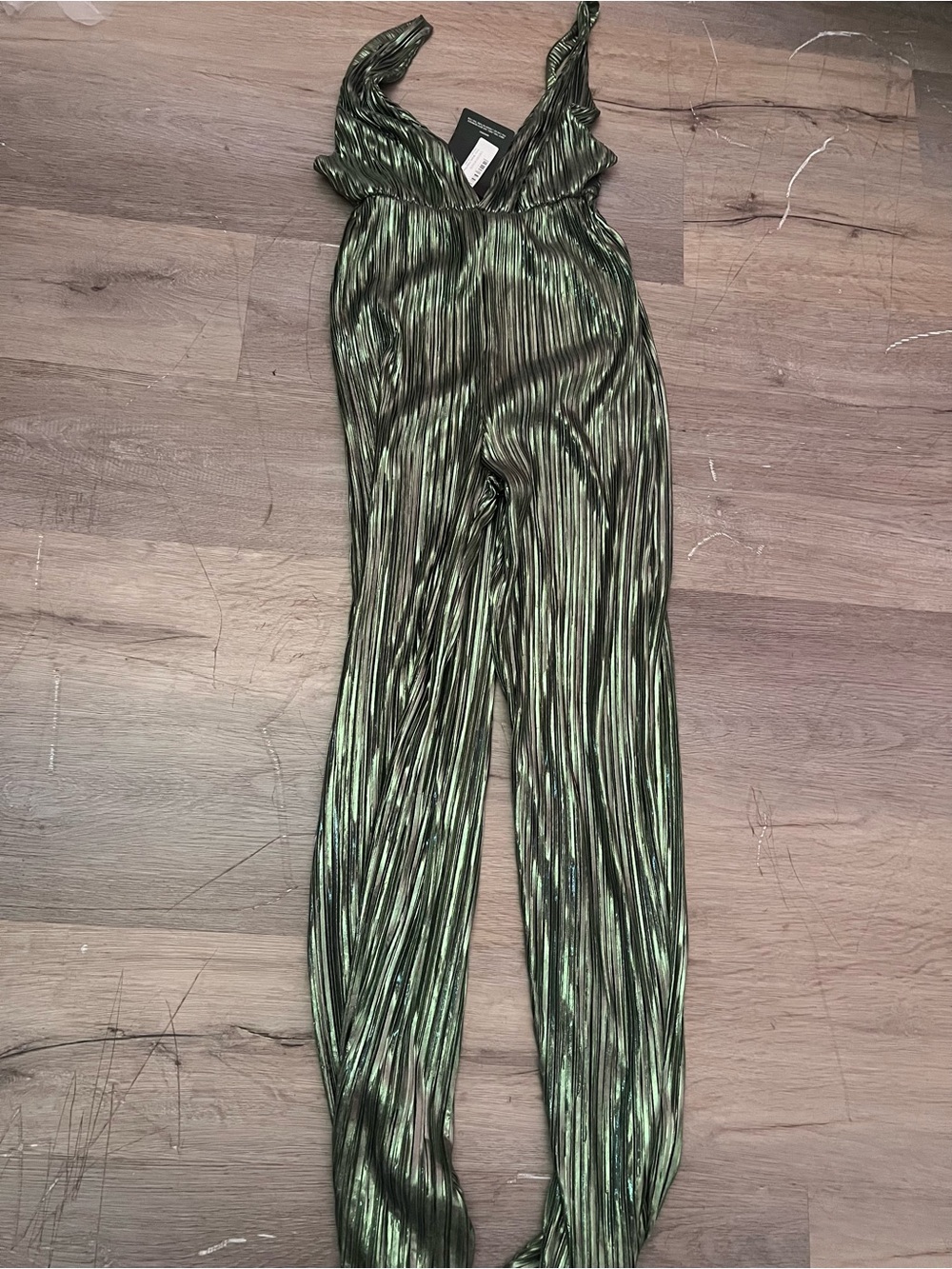 PrettyLittleThing Metallic Silver Pleated V‑Neck Wide Leg Jumpsuit